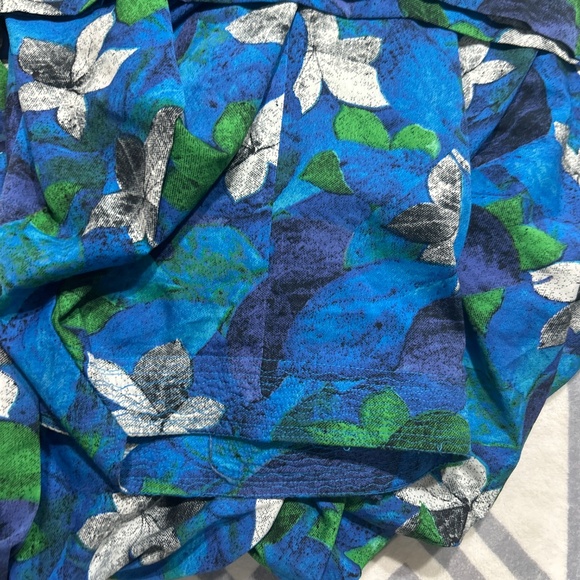 Beautiful Indian Pakistani shalwar kameez - Picture 3 of 4